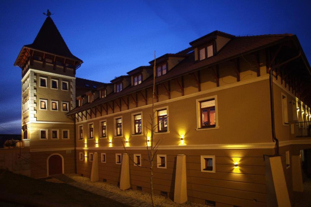 Peklo Hotel 4*